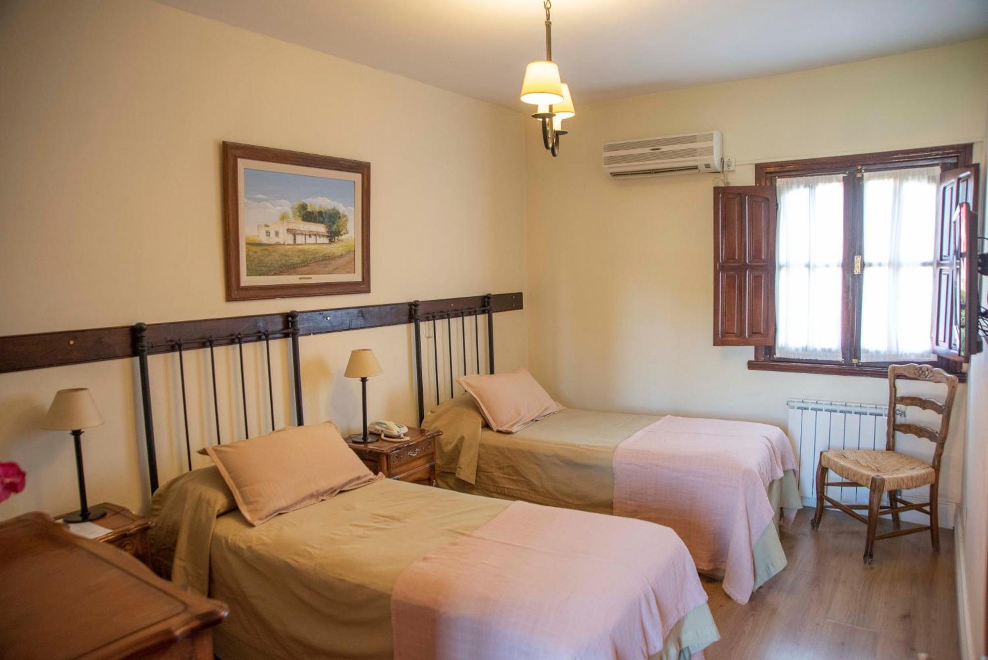 Hosteria Casagrande Tandil Eksteriør bilde